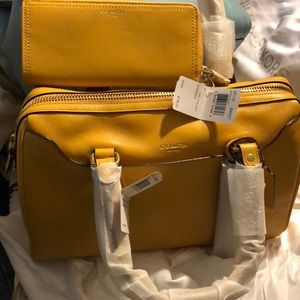 Coach purse with wallet
